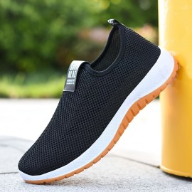 Men's Trendy Solid Colour Woven Knit Breathable Slip On Walking Shoes, Comfy Non Slip Durable Rubber Sole Sneakers For Men's Outdoor Activities